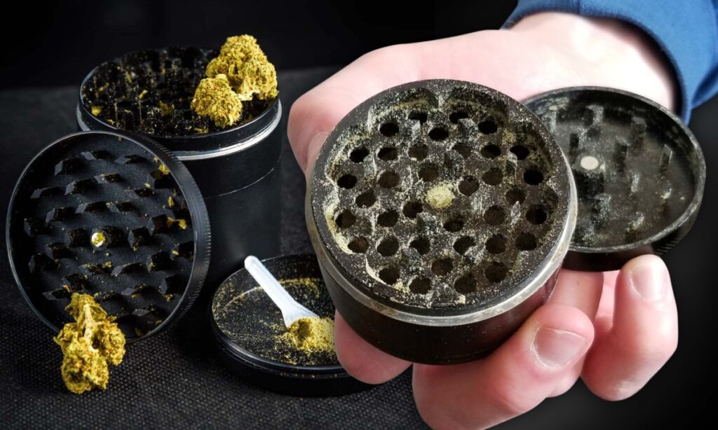 How To Clean Weed Grinder Rocket Seeds